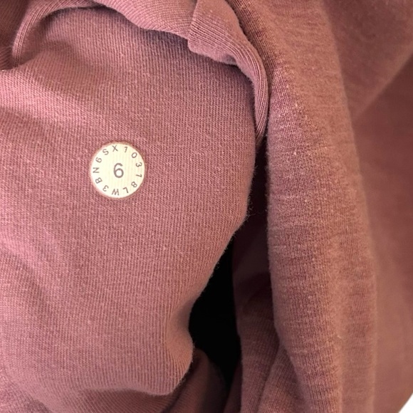 Lululemon High Lines Pullover- Mock Neck Athleisure Sweatshirt- Size 6 - Picture 12 of 14